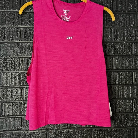 Reebok Women's Vibrant Pink Muscle Tee - Picture 1 of 6